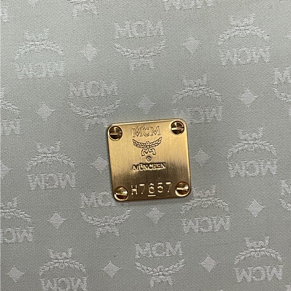 MCM Vintage Leather Trim and Mint Green Satchel - Picture 12 of 15